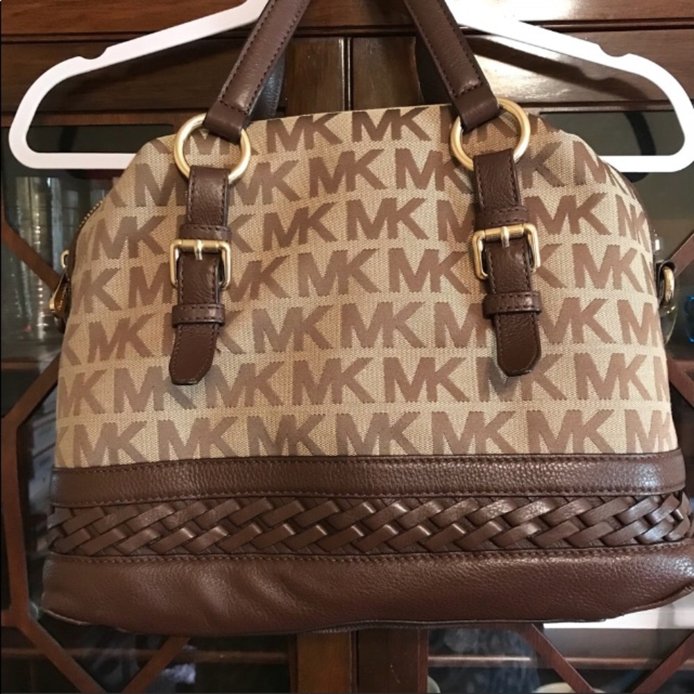 Mishael Kors